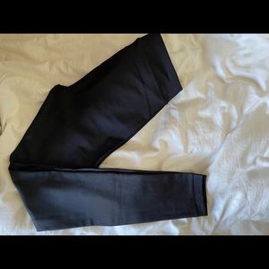 Black Under Armour leggings